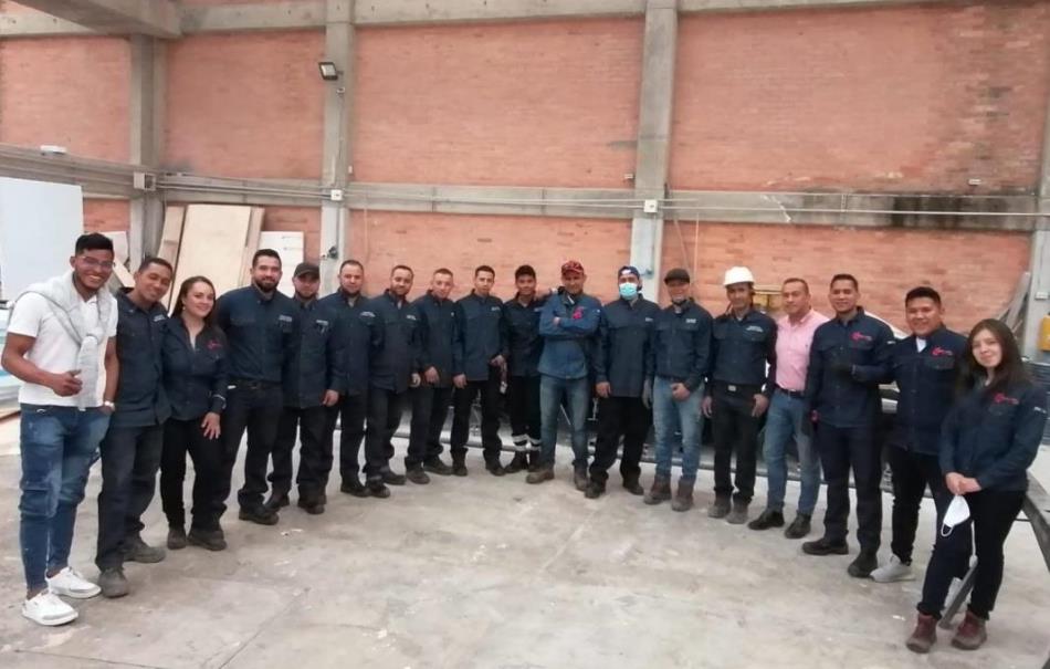 Personal Sede Bogotá Carrocerías Súper